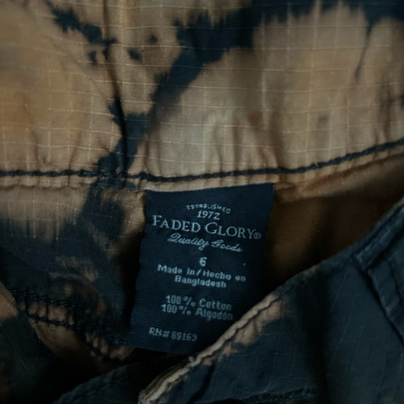 Black Tie Dye Capri Pants Size 6 - Picture 6 of 6